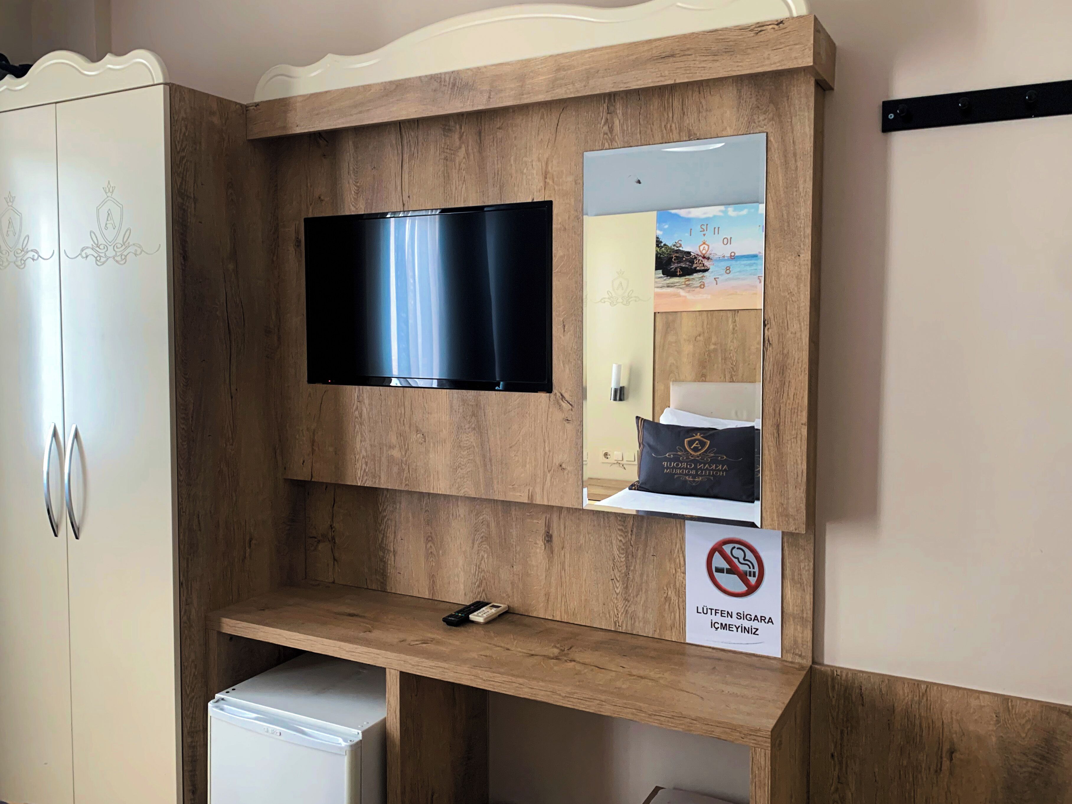 1 bedroom, minibar, free wifi, bed sheets