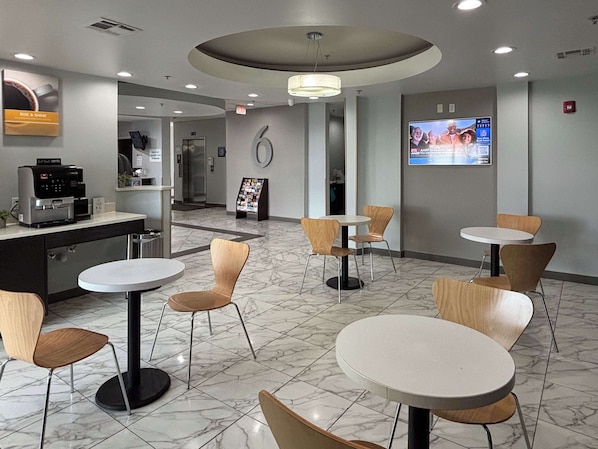 Lobby - Motel 6 Weslaco, TX (Weslaco)