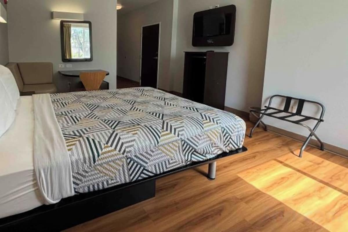 Wifi gratis y ropa de cama
