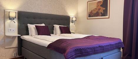 Chambre double | Coffre-fort, lit de bĂ©bĂ© (supplĂ©ment), lit dâappoint (supplĂ©ment)