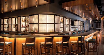 Sheraton Mesa Hotel at Wrigleyville West