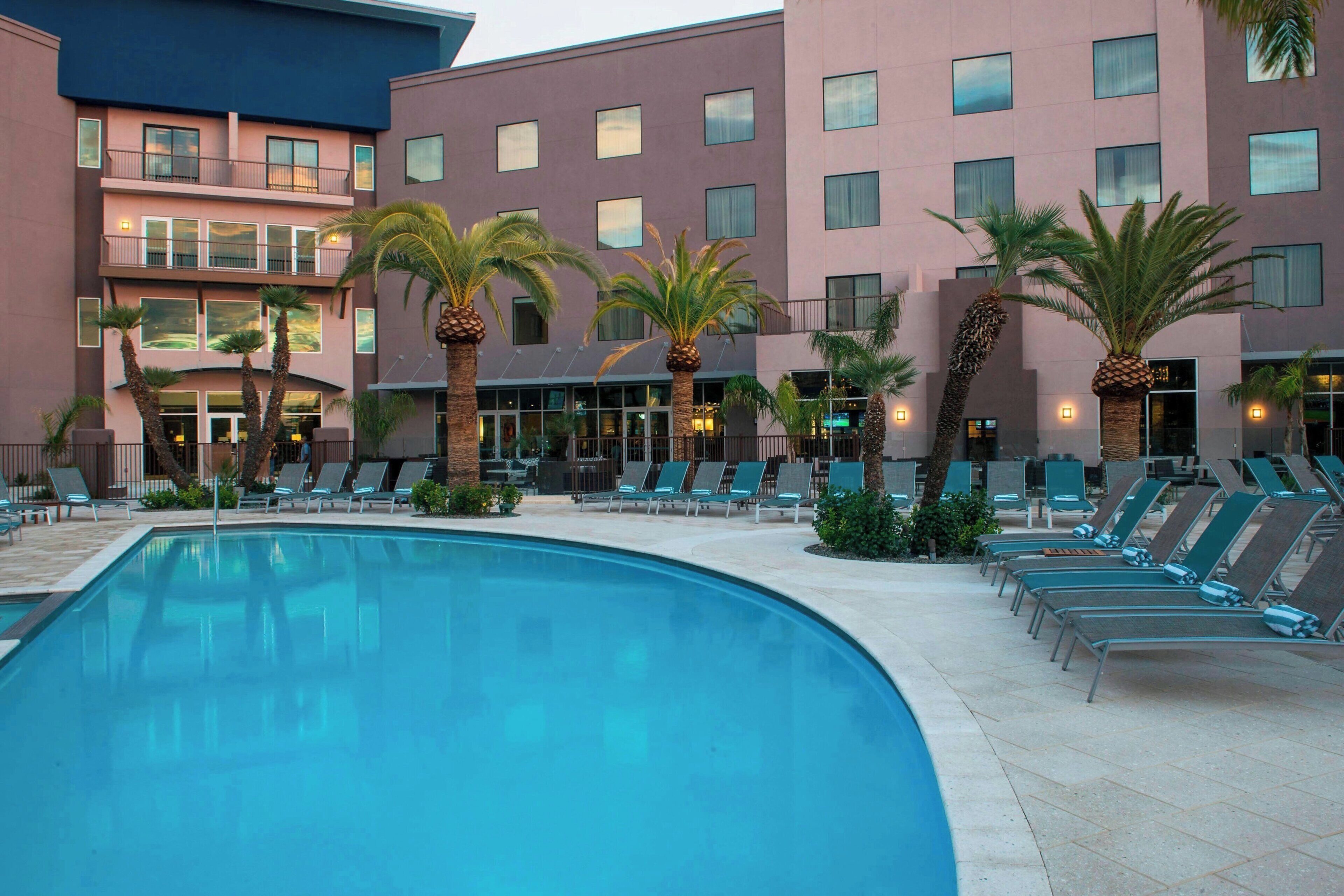 2 outdoor pools, open 9:00 am to 10:00 pm, pool cabanas (surcharge)