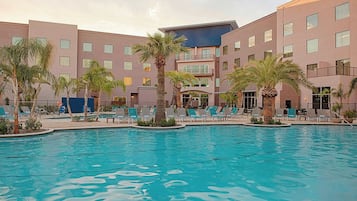 2 outdoor pools, open 9:00 AM to 10:00 PM, pool cabanas (surcharge)