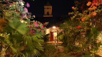 Ngoại thất