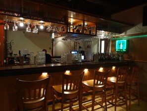 Bar (on property) - Botnia Hotel & Restaurant (Kronoby)