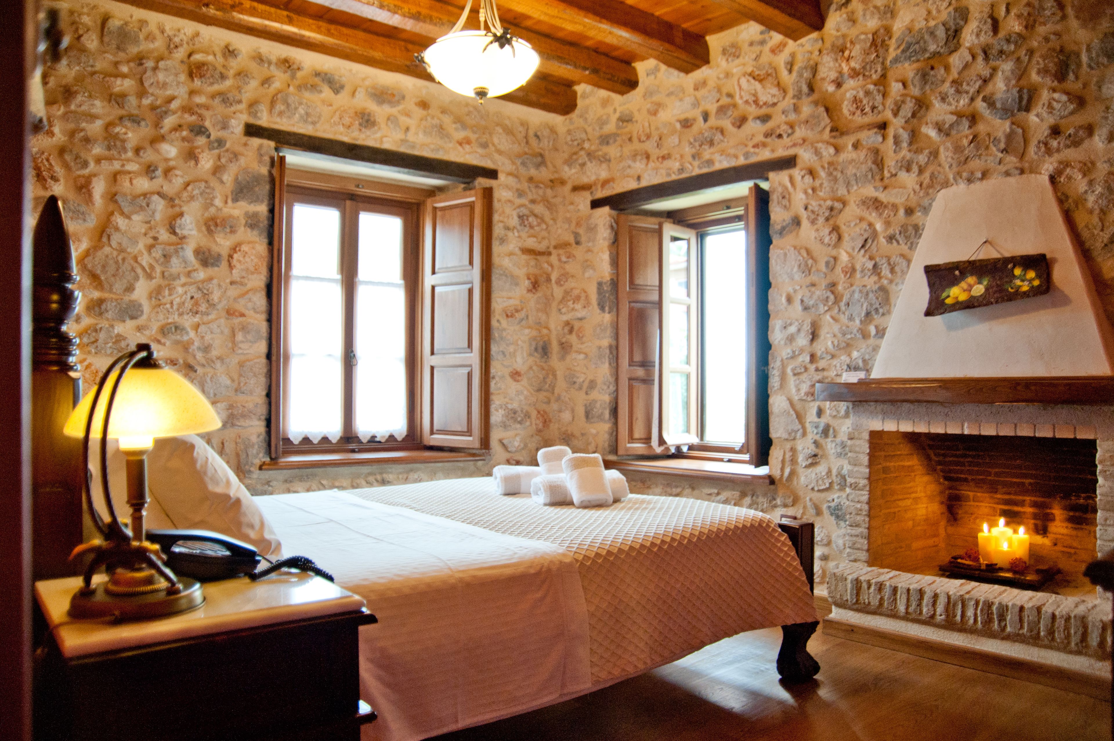 Habitación doble | Ropa de cama de alta calidad, edredón y minibar 