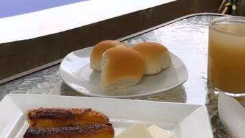 Desayuno a la carta incluido todos los días