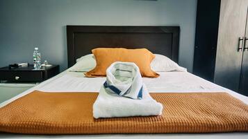 Caja de seguridad en la habitación, escritorio y wifi gratis