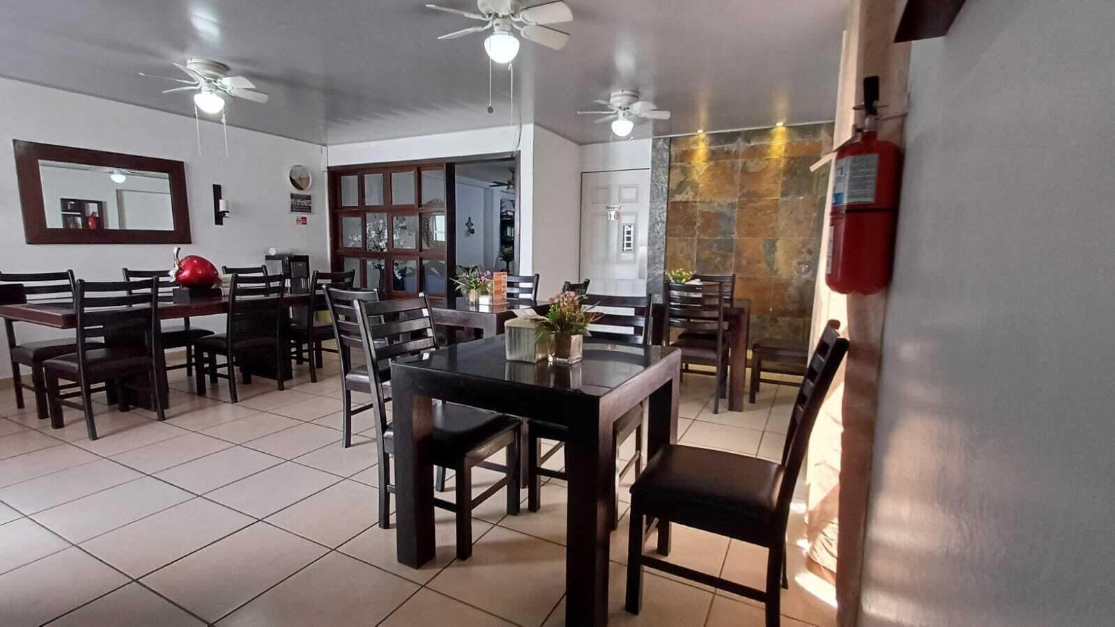 Photo - Hotel Tazumal House