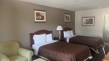 Standard Double Room, 2 Double Beds | Free WiFi, bed sheets