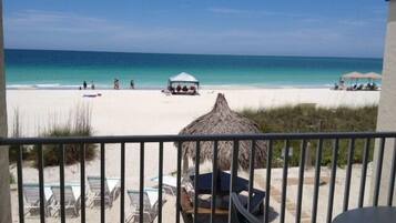 Unit 111 Gulf Front | Balkon