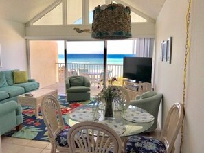 Unit 110 Gulf Front | In-room dining