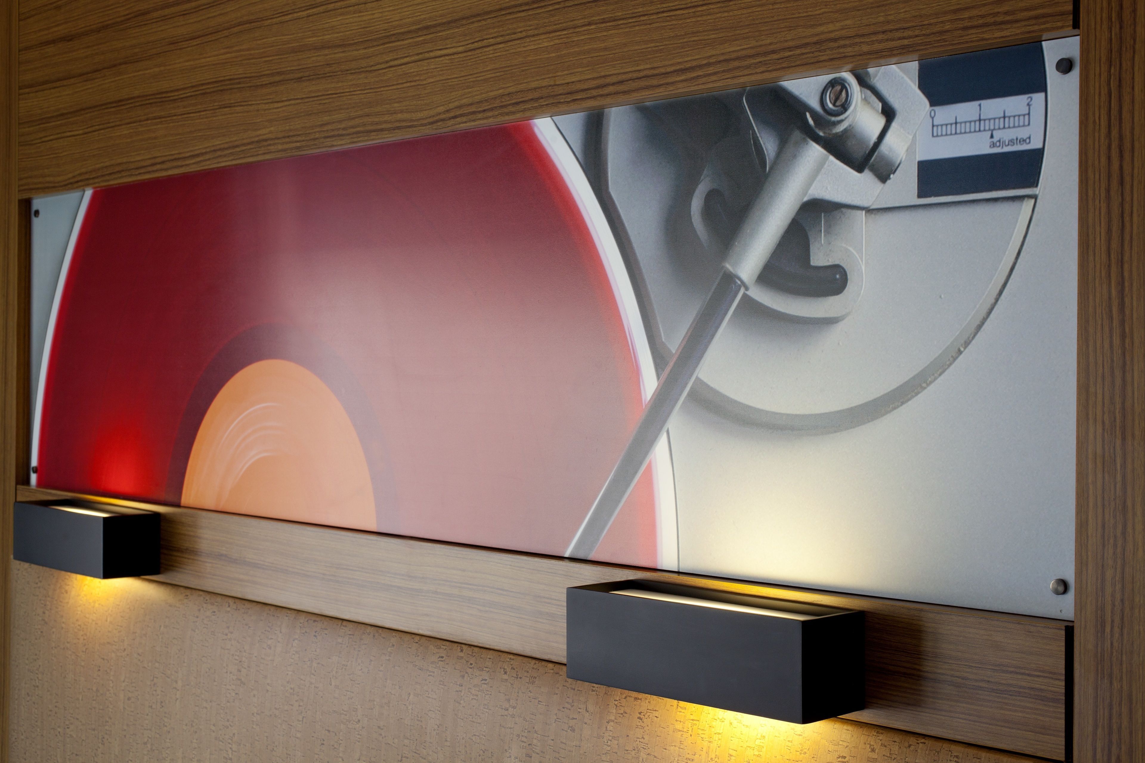 premium bedding, pillow-top beds, in-room safe, desk