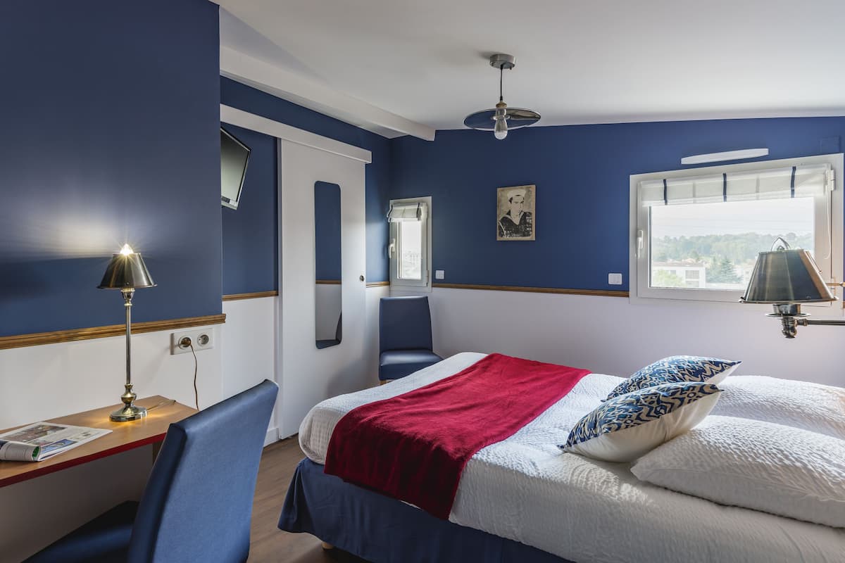 superior double room | in-room safe, desk, free cots/infant beds, free wifi