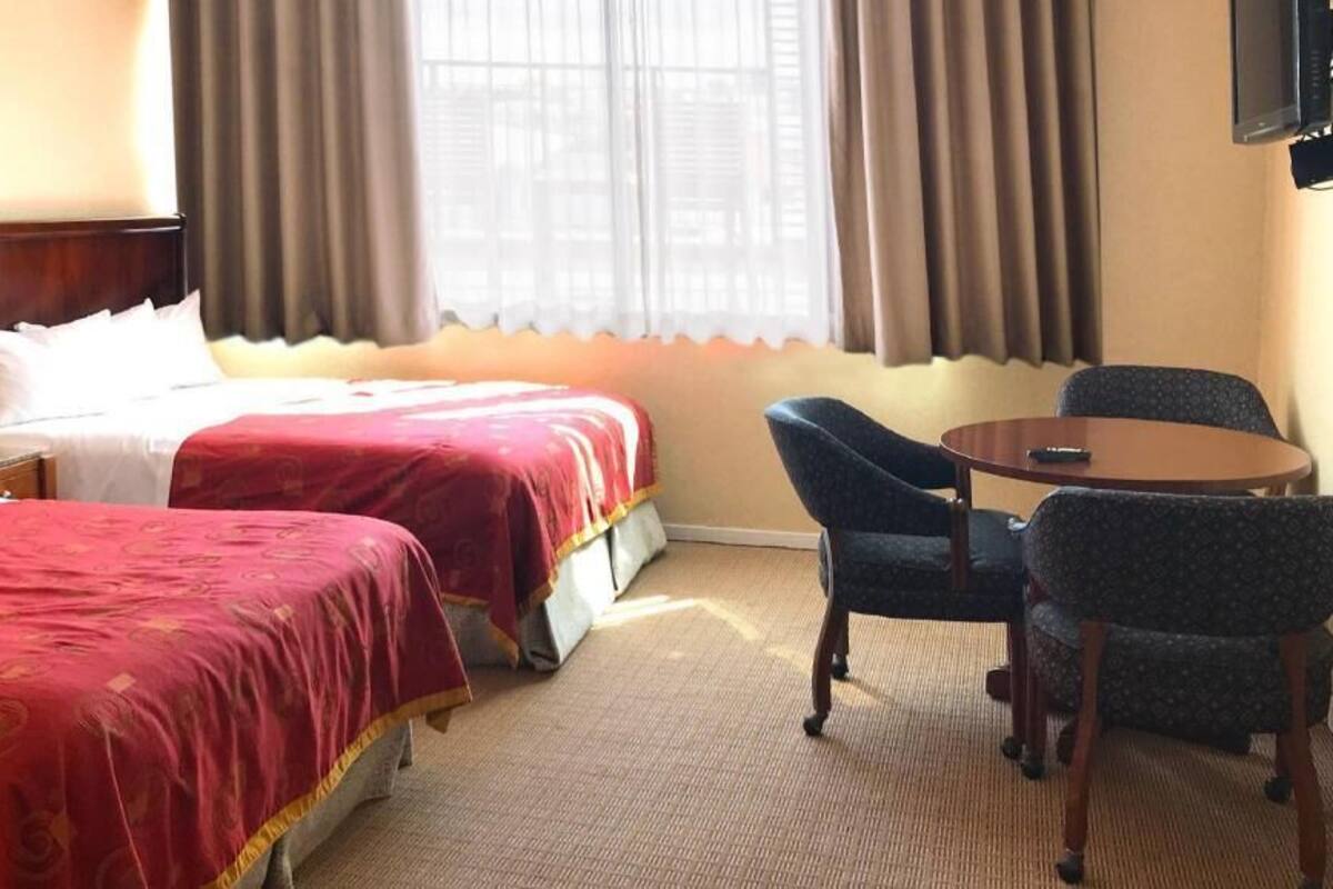 Espace de travail pour ordinateur portable, rideaux occultants