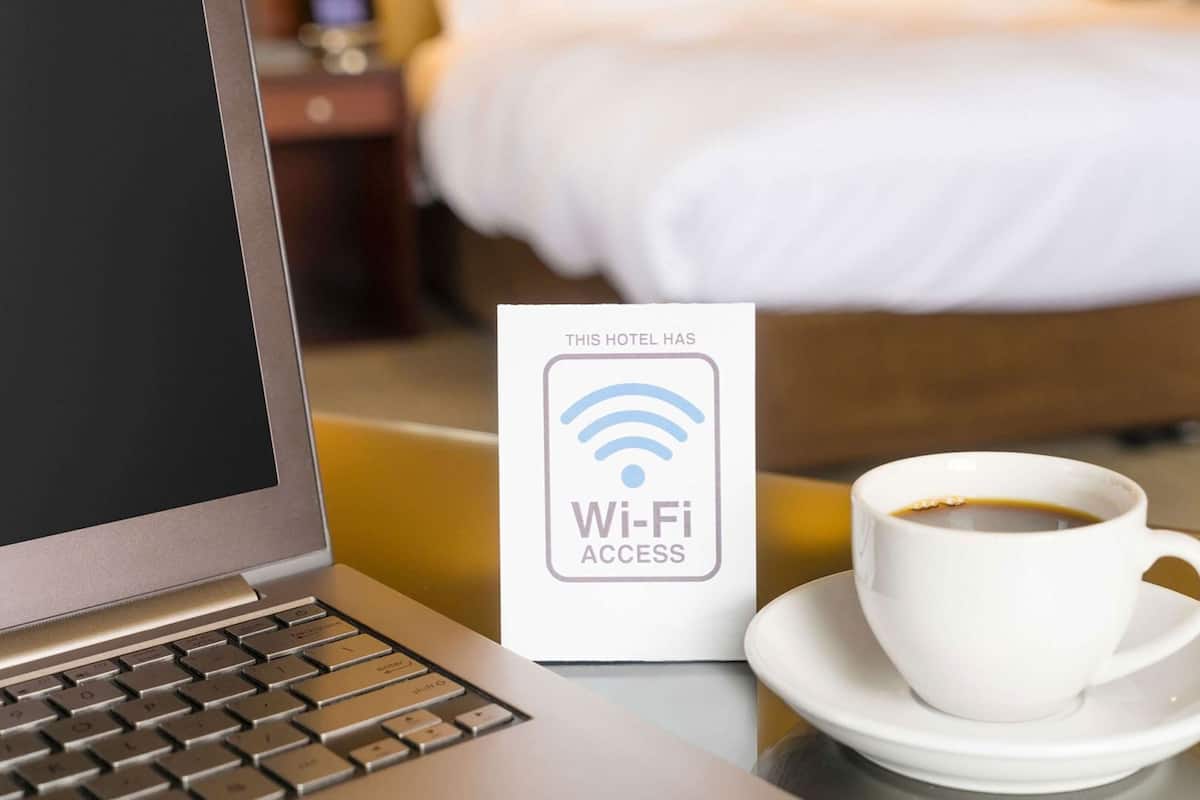 Laptop workspace, blackout curtains, iron/ironing board, free WiFi