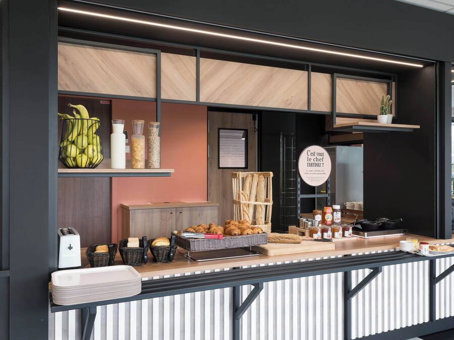 Desayuno buffet todos los días (con cargo)