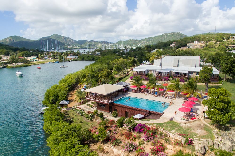 Admiral's Inn and Gunpowder Suites