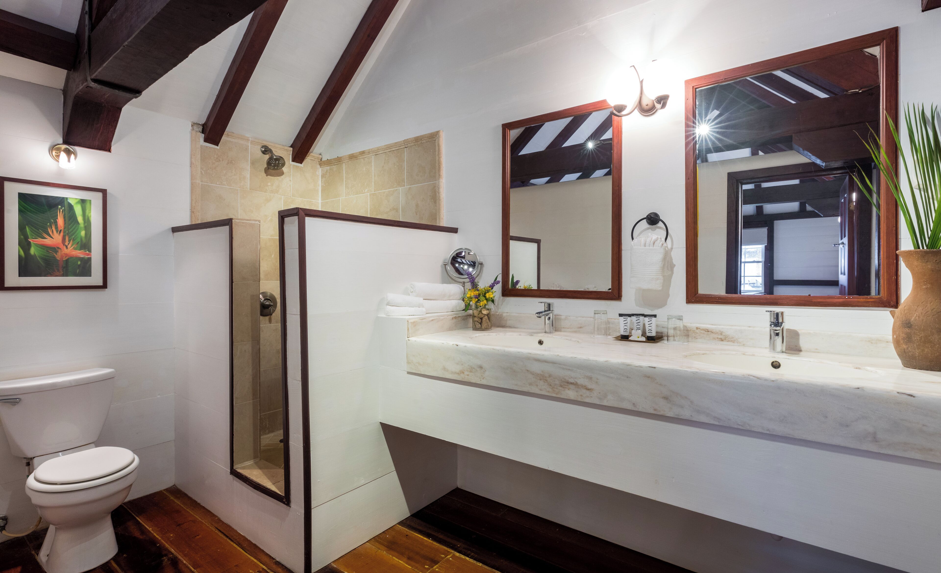 Foto - Admiral's Inn and Gunpowder Suites