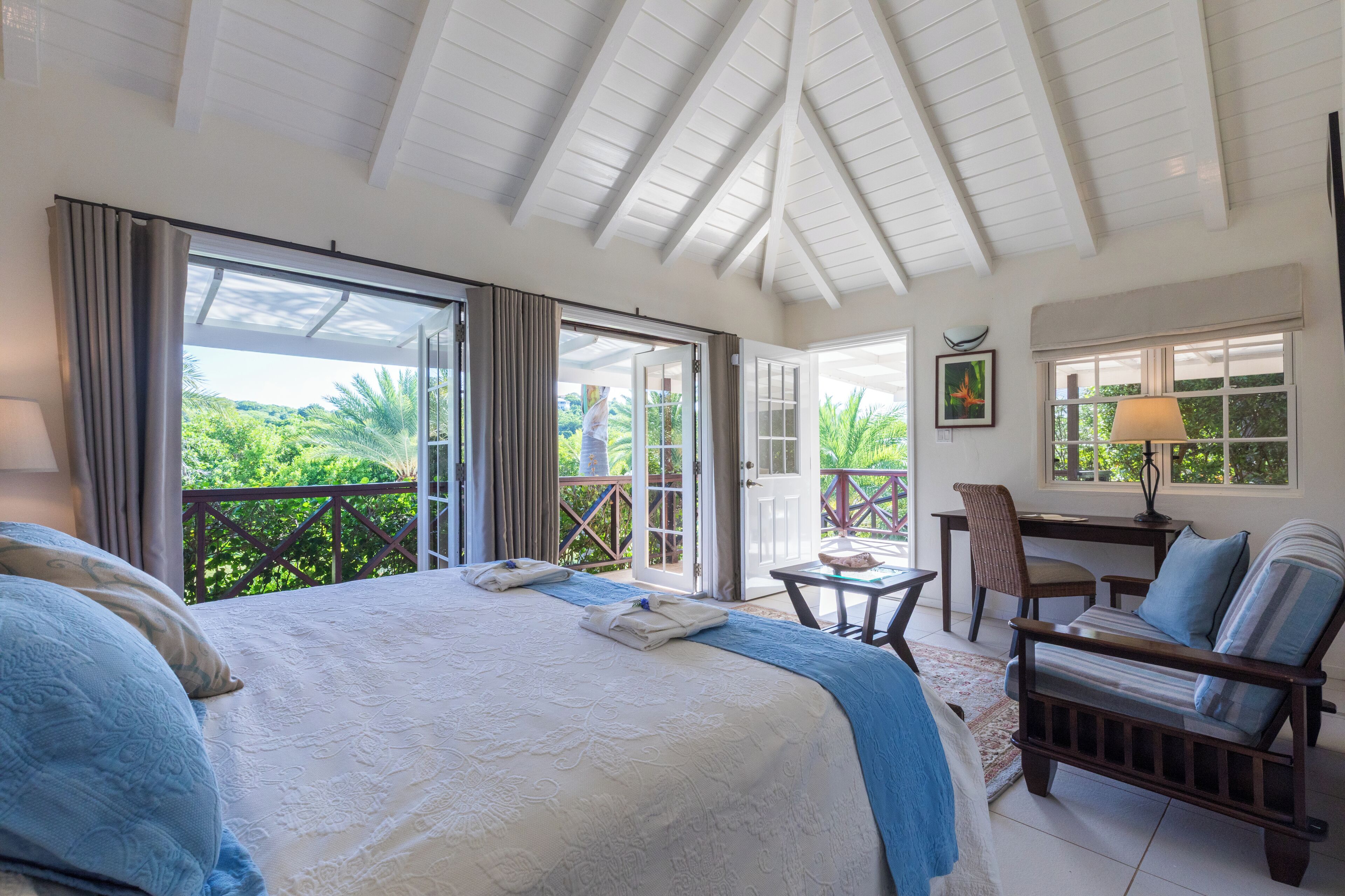 Superior Double or Twin Room, Garden View | In-room safe, individually decorated, individually furnished