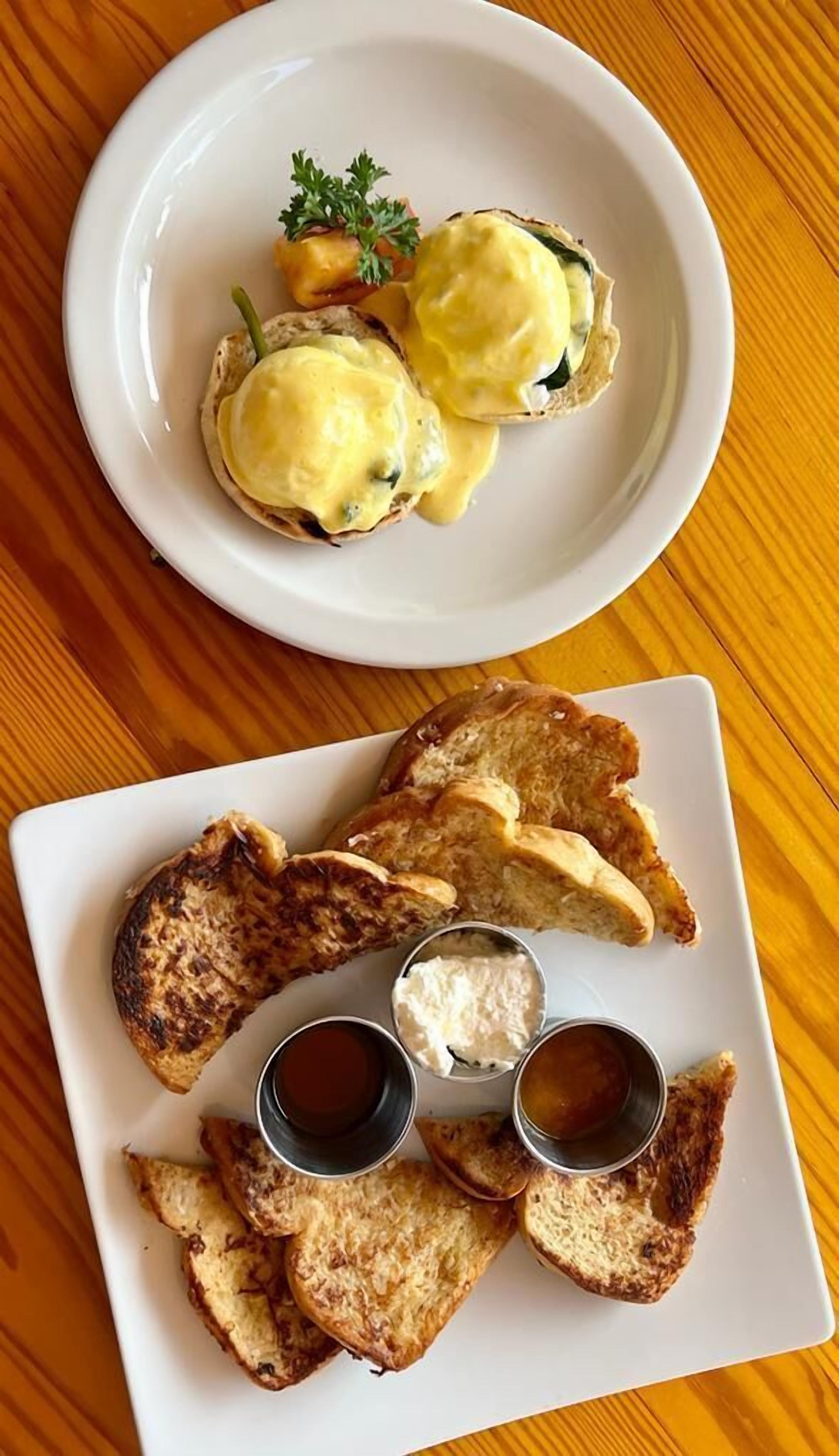 daily cooked-to-order breakfast (usd 29.21 per person)