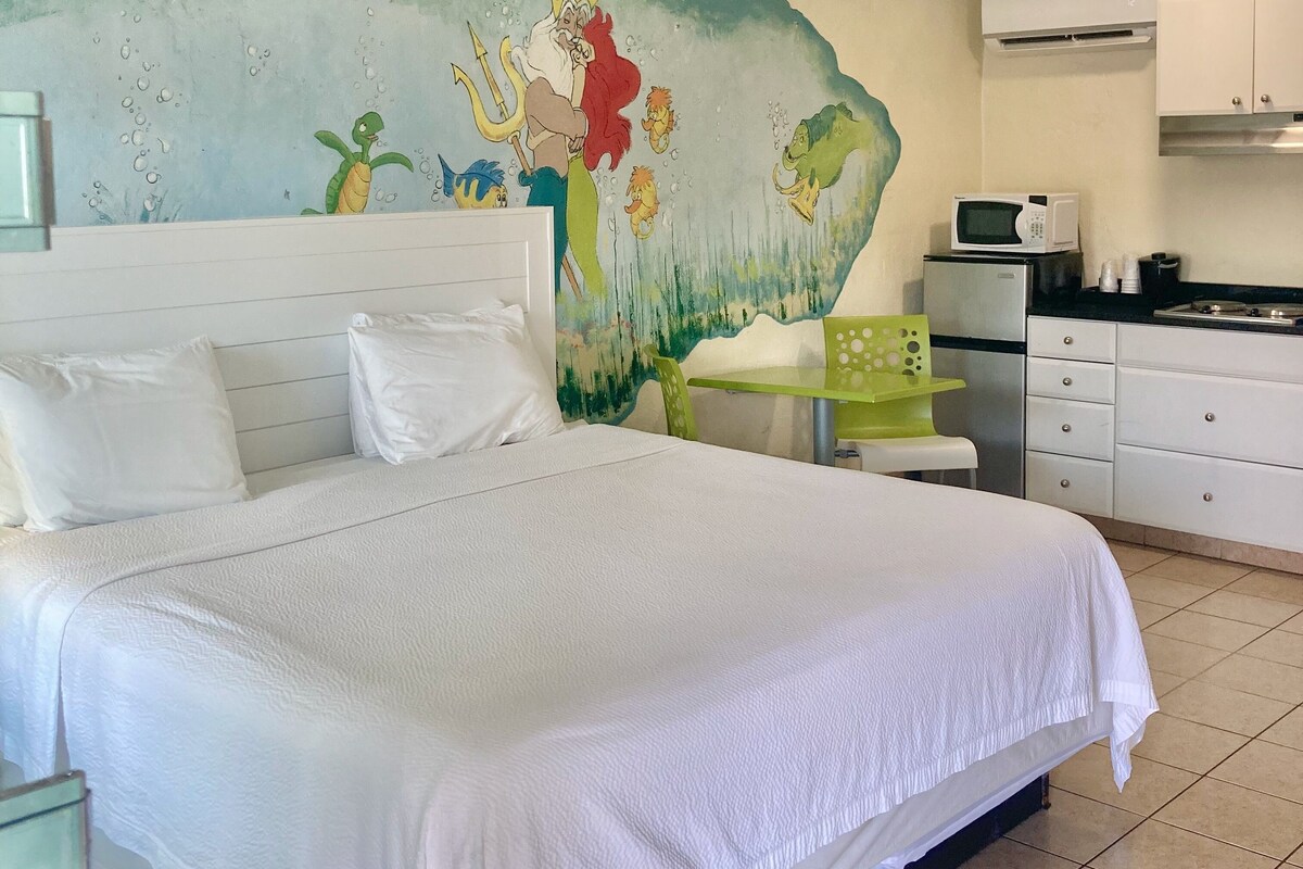 Accessible Room with King Bed
