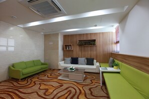 ロビー応接スペース