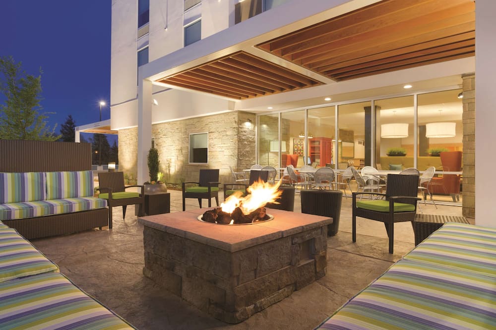 Home2 Suites by Hilton Bellingham Airport