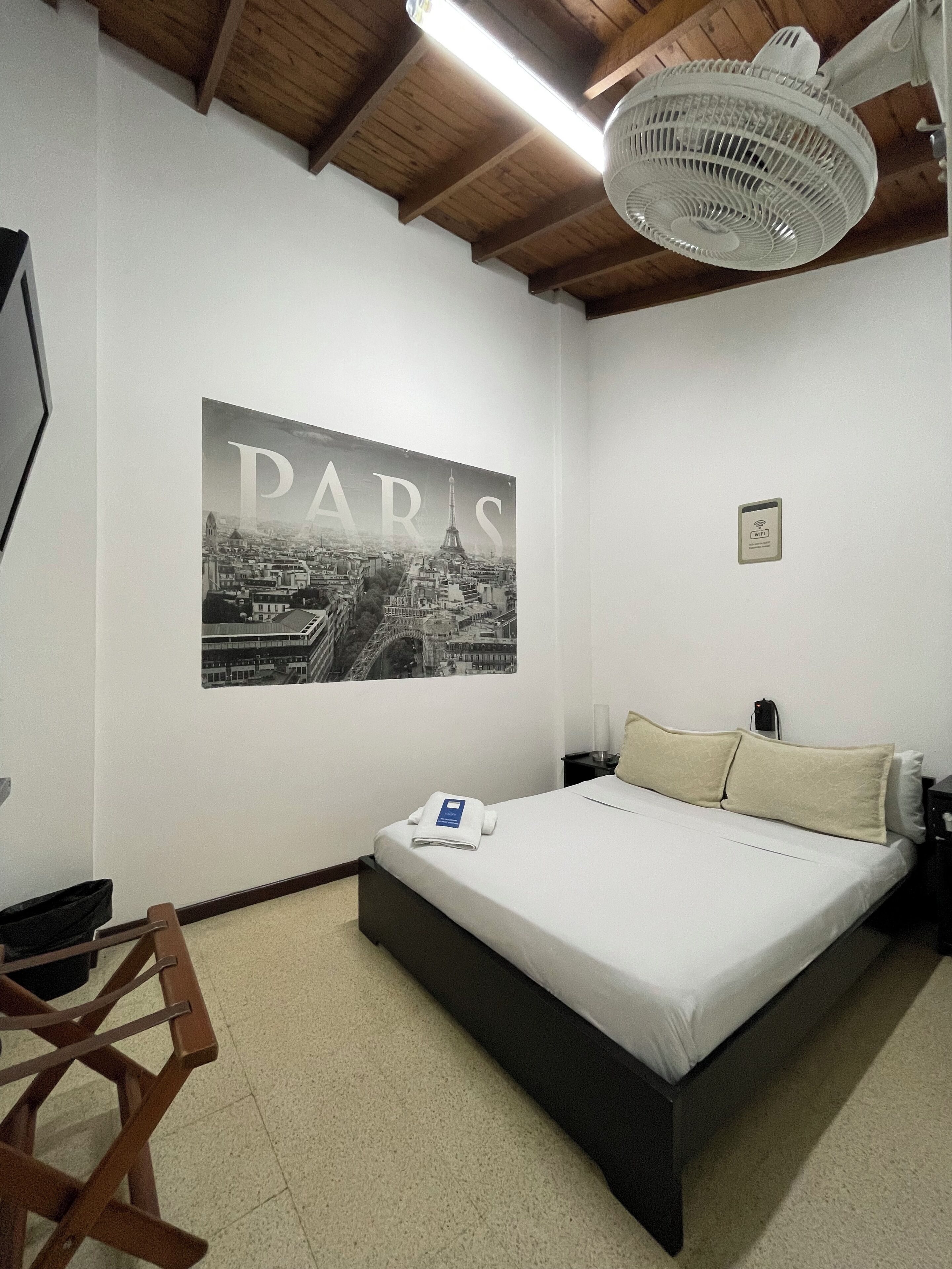 Foto - Hostal Lleras Calle 8