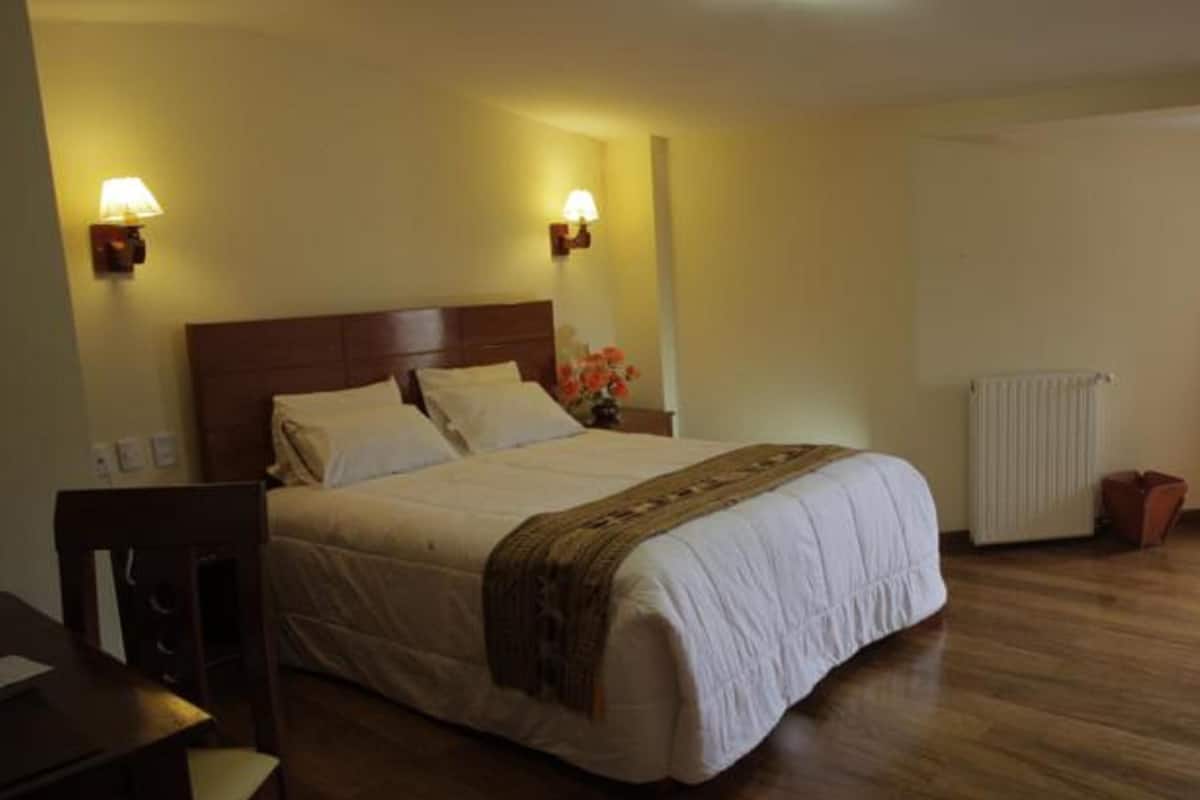 1 bedroom, in-room safe, individually furnished, desk