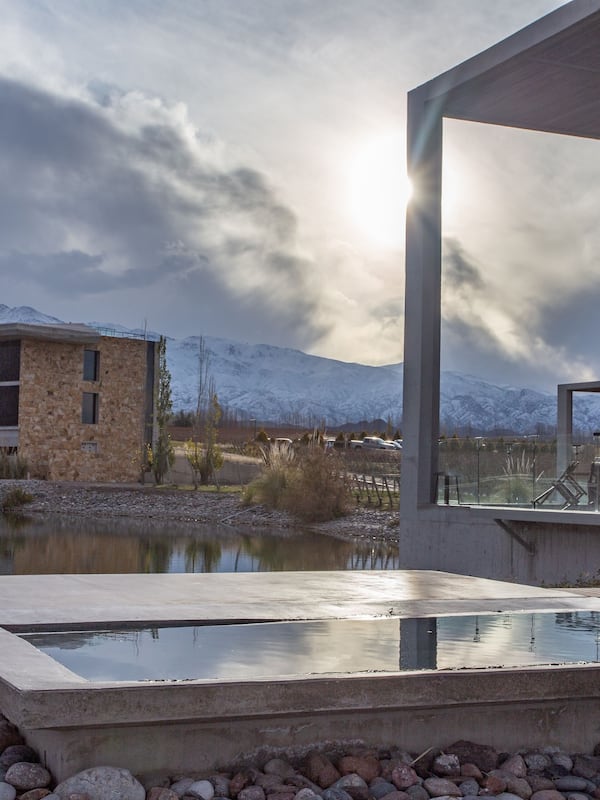 Villa, 2 Bedrooms | Living area | 42-inch LED TV with satellite channels, TV, books