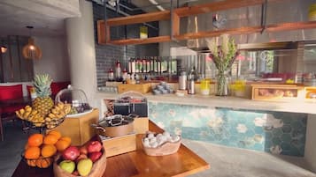 Petit déjeuner buffet