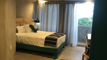 Phòng Tiêu chuẩn (Estandar) | Bộ đồ giường cao cấp, chăn bông, nệm cao su hoạt tính (memory foam)