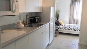 Condo, 2 Bedrooms | Private kitchen - Modern Downtown Condo (Palm Springs)