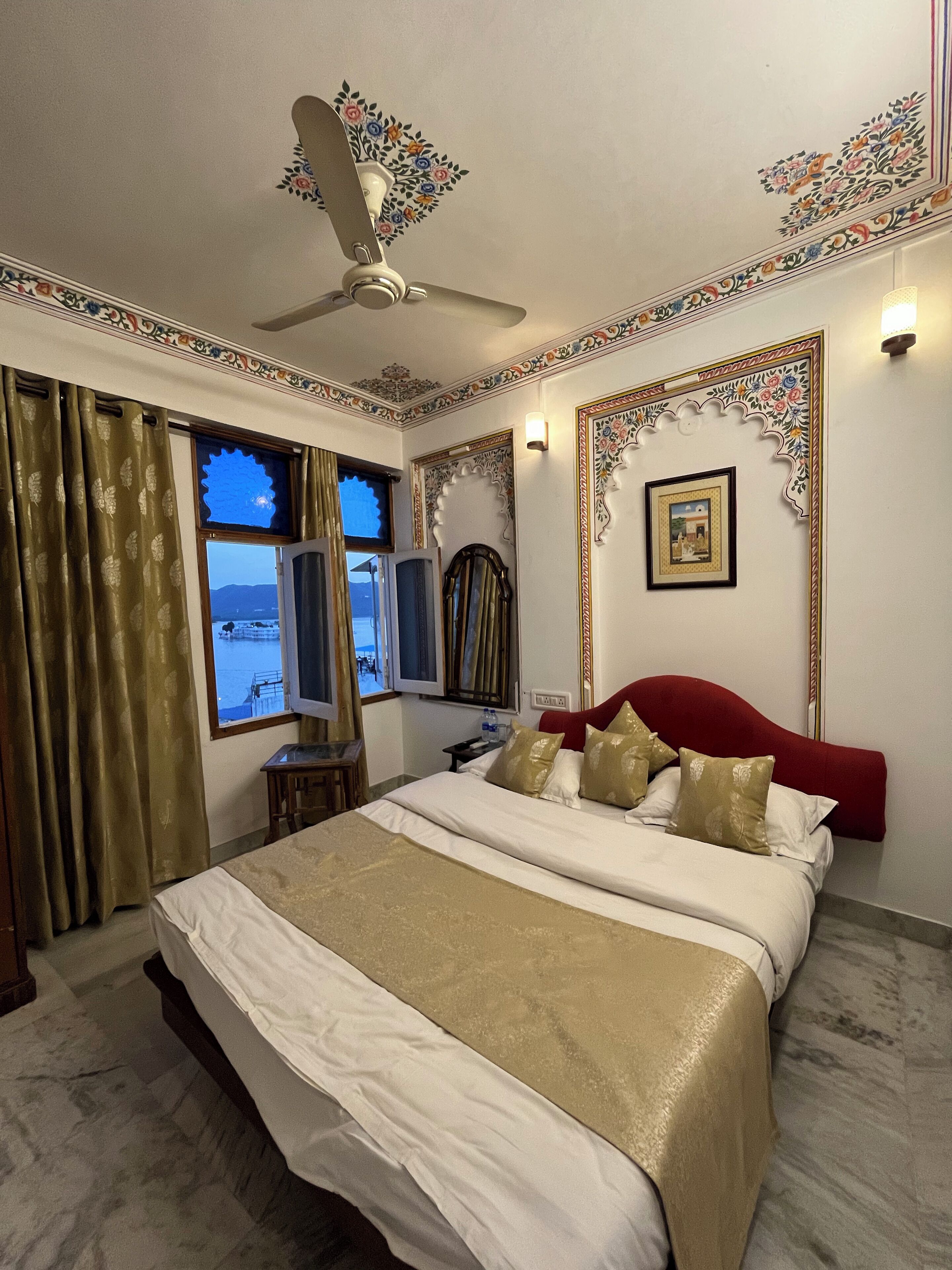 Photo - Hotel Mewar Haveli - At Lake Pichola