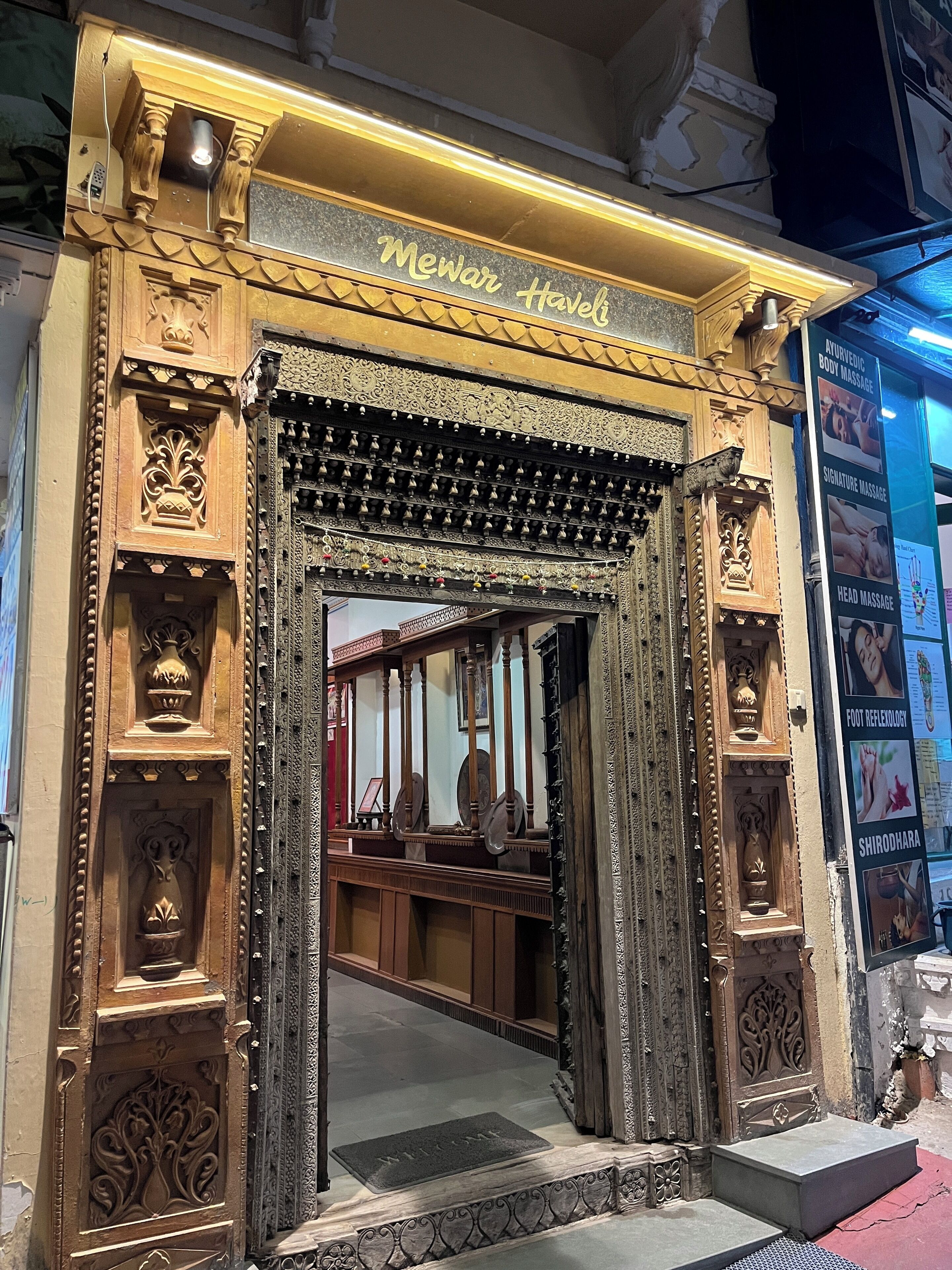 Photo - Hotel Mewar Haveli - At Lake Pichola