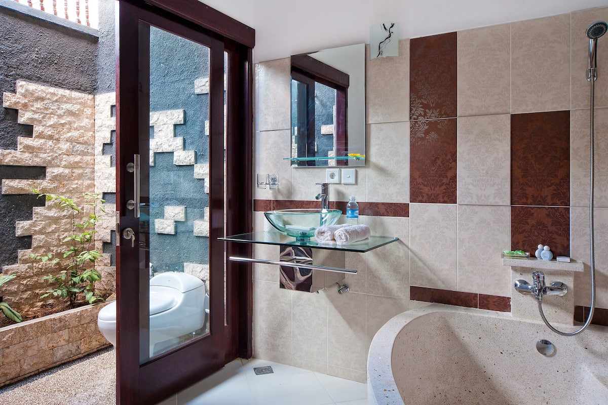 free toiletries, hair dryer, bathrobes, slippers