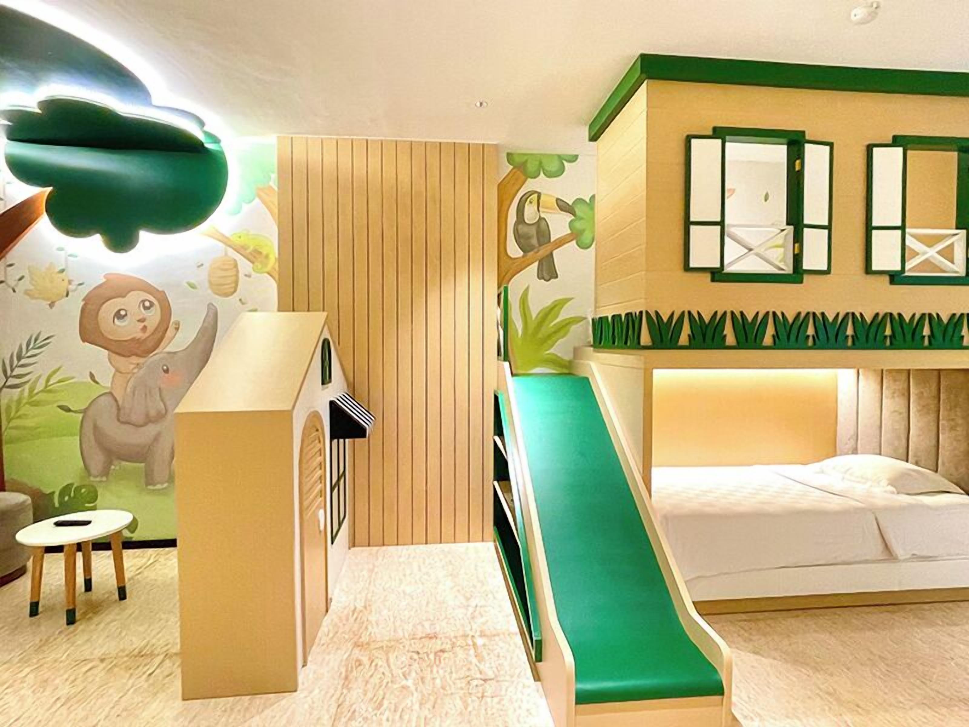 children’s play area – indoor