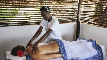 Couples treatment rooms, body treatments, hot stone massages