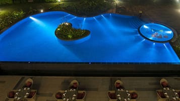 Piscina externa