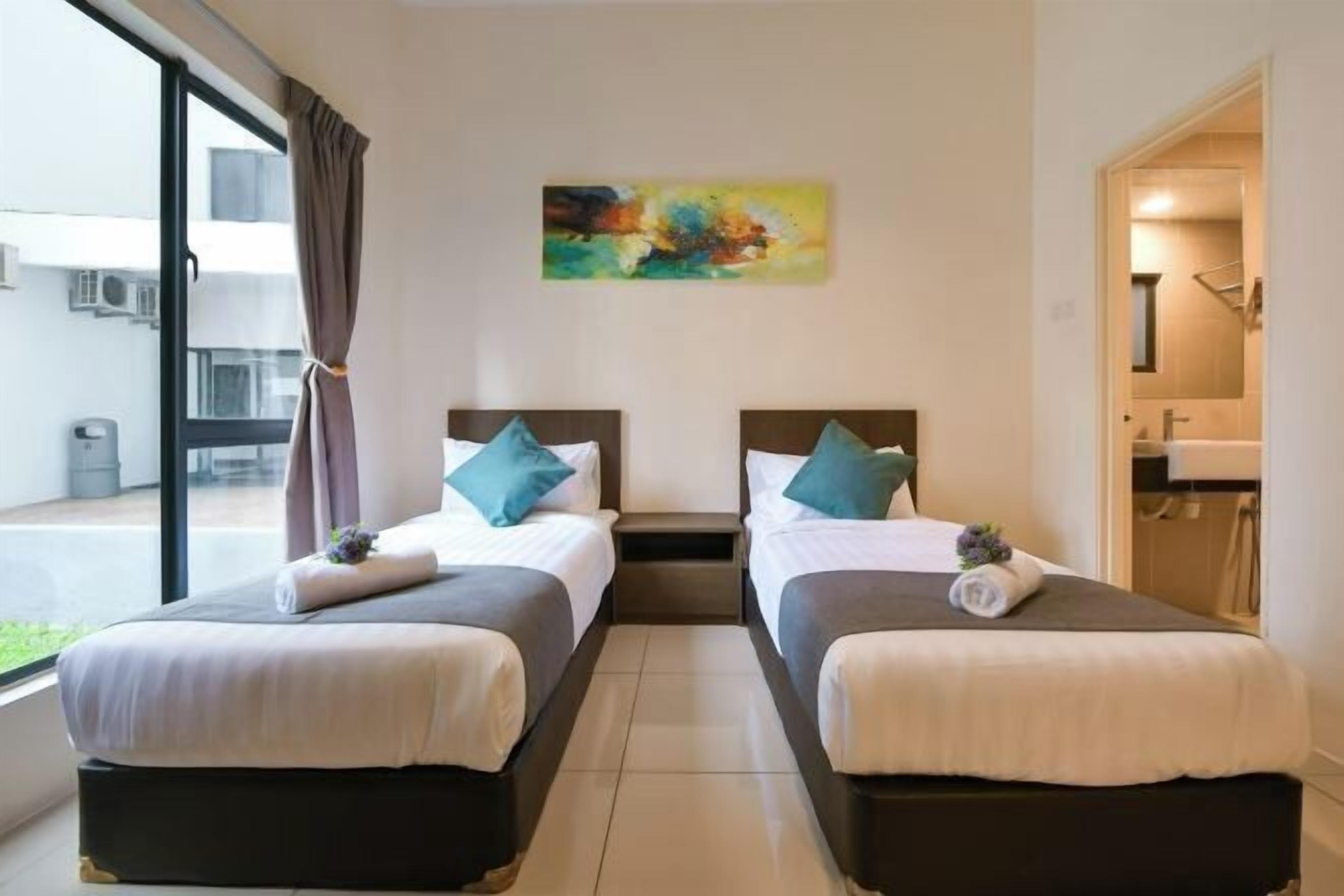 In-room safe, desk, soundproofing, iron/ironing board