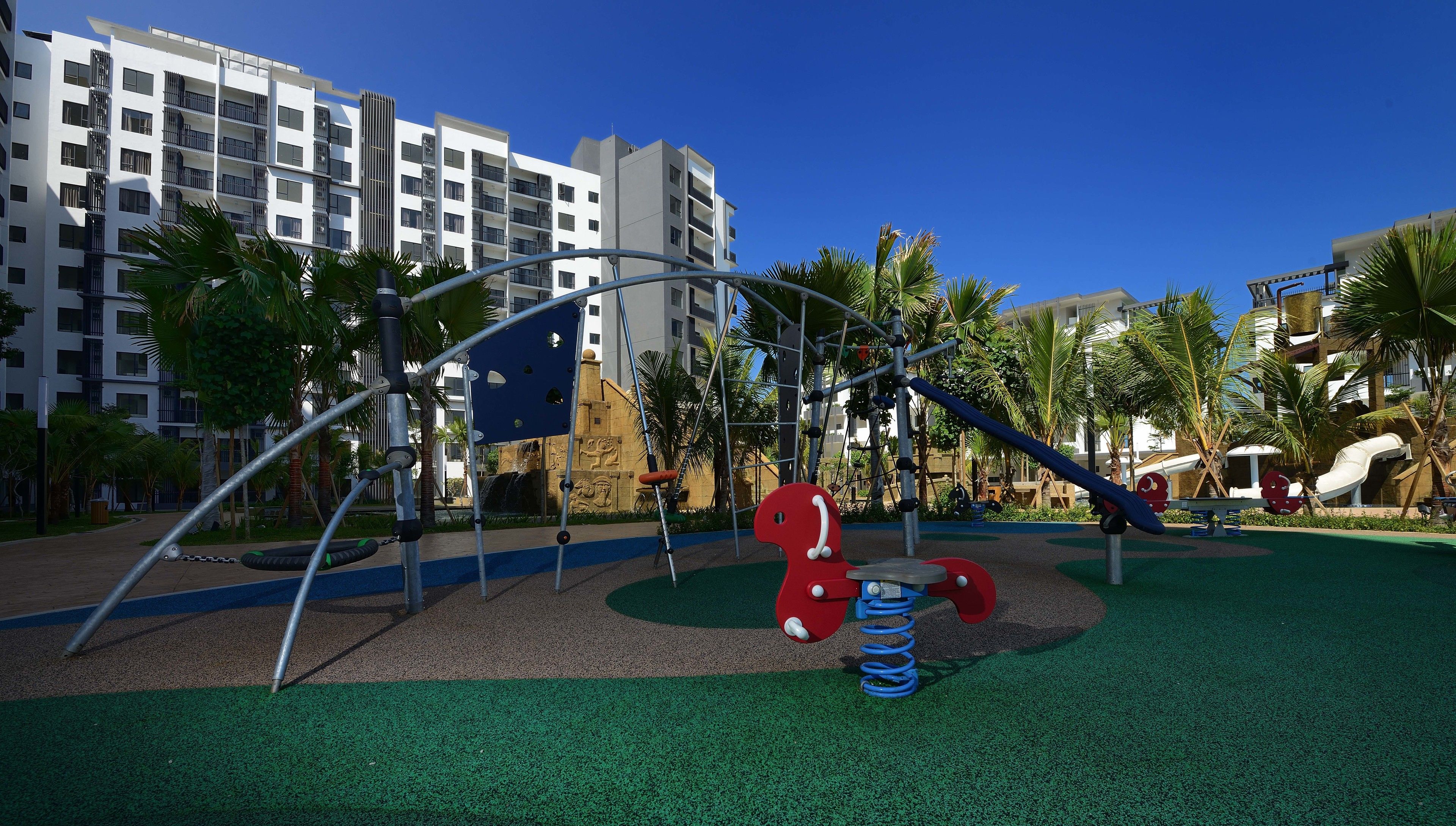 Children’s play area – outdoor