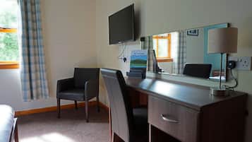 Desk, iron/ironing board, free WiFi, bed sheets