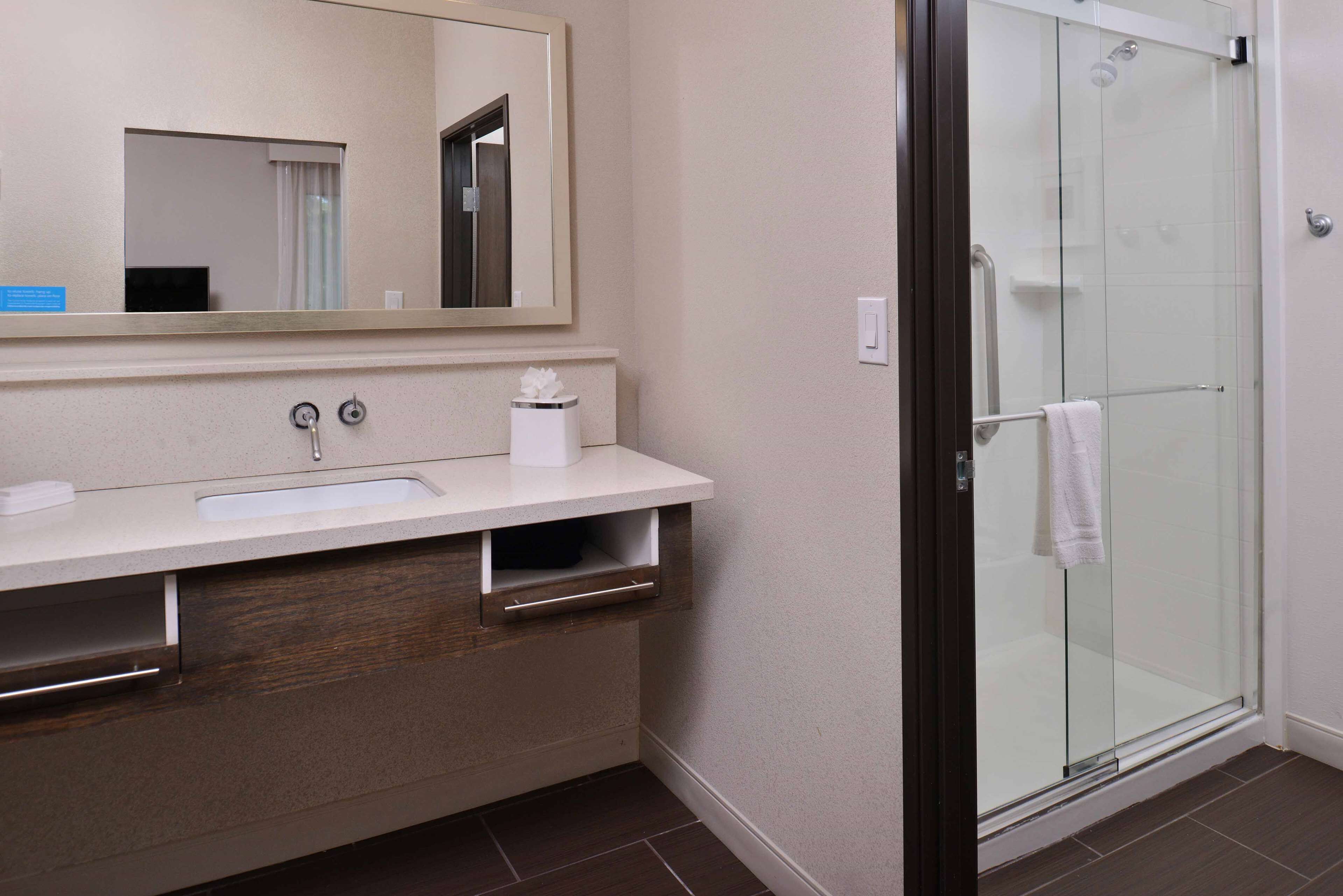 Bathroom shower