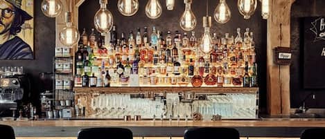 Breakfast, lunch, dinner served; local cuisine