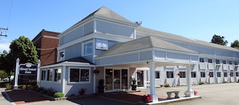 SeaCoast Inn