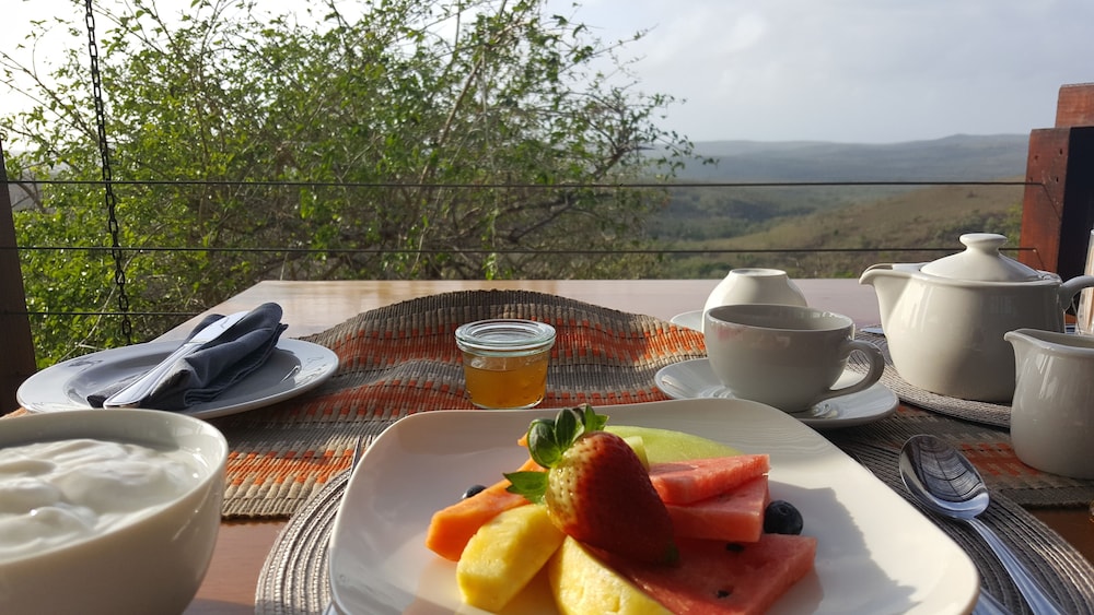 Rhino Ridge Safari Lodge by null