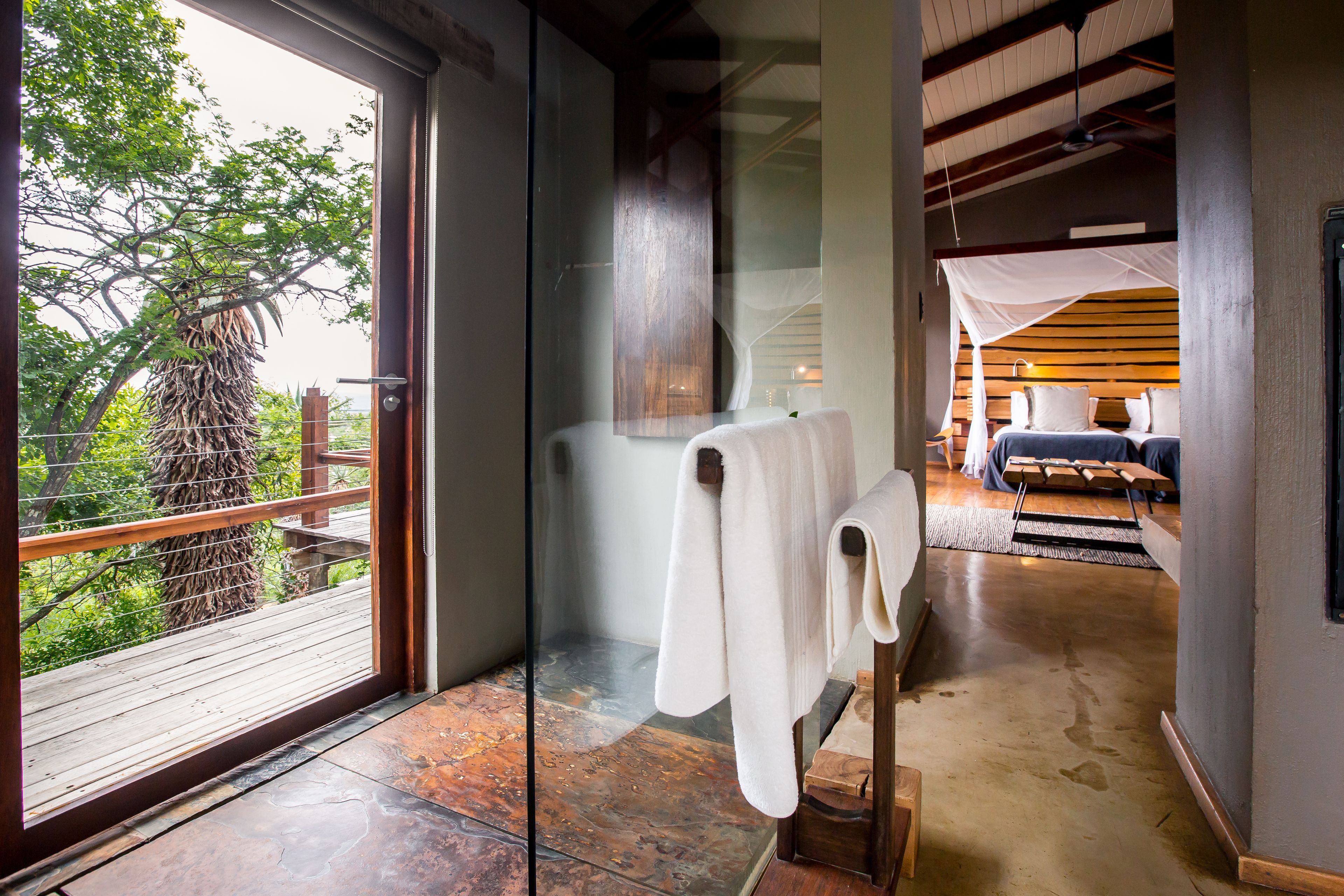 Luxury Bush Villa | Bathroom