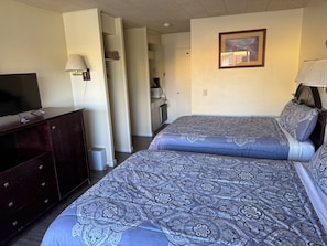 Free rollaway beds, free WiFi, bed sheets