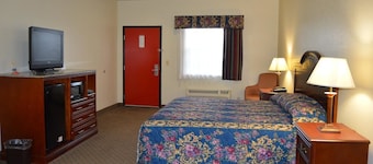 Super 8 by Wyndham Kiowa